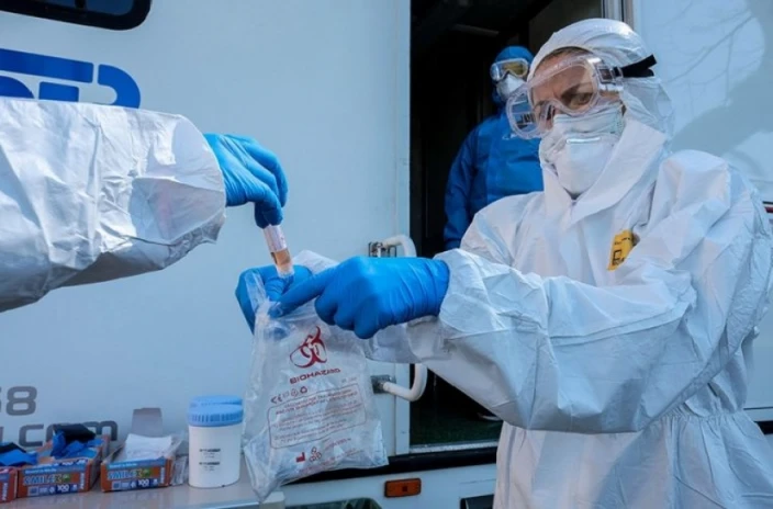 ΠΟΥ: Oι νέοι κινδυνεύουν εξίσου από τον κορωνοϊό