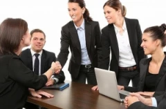 Eurostat: Μόλις το ένα τρίτο των στελεχών των ευρωπαϊκών εταιρειών είναι γυναίκες