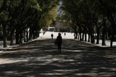 Κορονοϊός: Οι πίνακες με τους ΚΑΔ που πλήττονται – Το πλαίσιο προστασίας για Μάρτιο και Απρίλιο