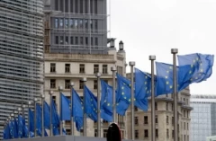 Κορωνοϊός: Ενεργοποίηση του ευρωπαϊκού μηχανισμού έκτακτης στήριξης ύψους 3 δισ. ευρώ