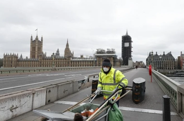 Τι γίνεται με τους Κύπριους φοιτητές που παραμένουν στο Ηνωμένο Βασίλειο